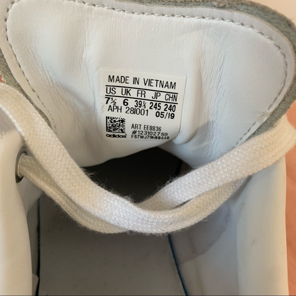 Adidas Classic Stan Smith Women’s Sneakers - Picture 12 of 12